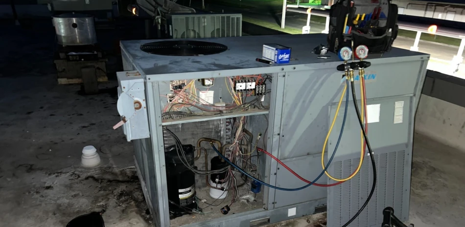 Commercial Equipment Repair@1x Commercial Equipment Repair@1x